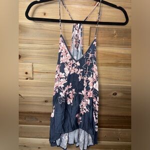 Love stitch, razorback tank